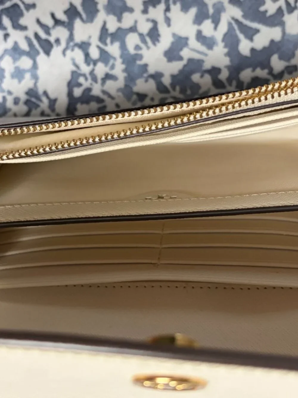 Tory Burch leather crossbody wallet